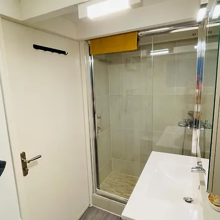 公寓 Appartementt2 A 200m Des Thermes *